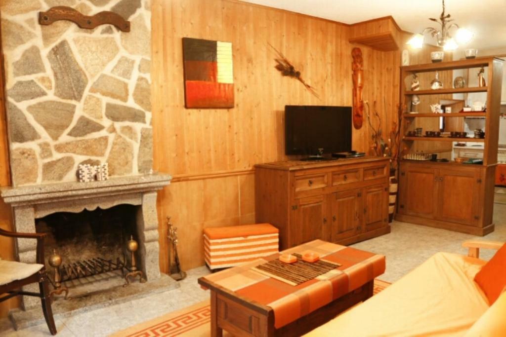 Casa Rural Los 2 Yugos Navaluenga Eksteriør billede