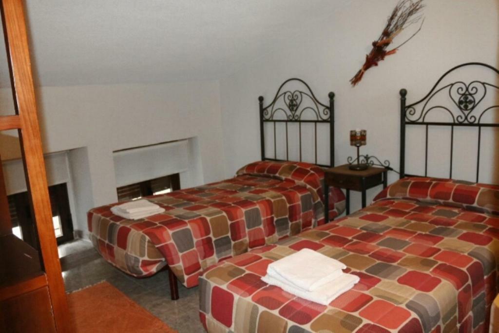 Casa Rural Los 2 Yugos Navaluenga Eksteriør billede
